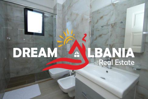 Hotel ne Shitje ne Rradhime Buze Detit (11)