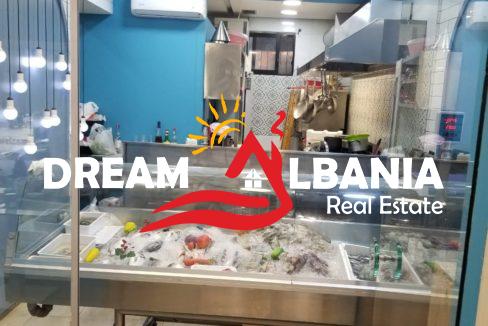 Biznes Dyqan peshku dhe Restorant per shitje ne Rrugen e Barrikadave ne Tirane (ID 4171418) (2)