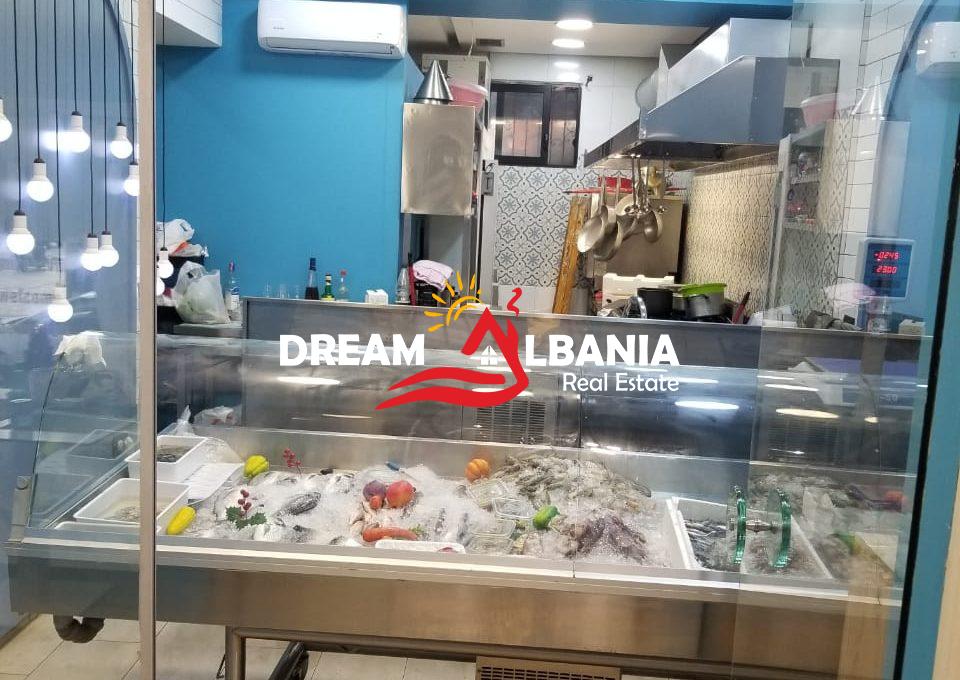 Biznes Dyqan peshku dhe Restorant per shitje ne Rrugen e Barrikadave ne Tirane (ID 4171418) (2)