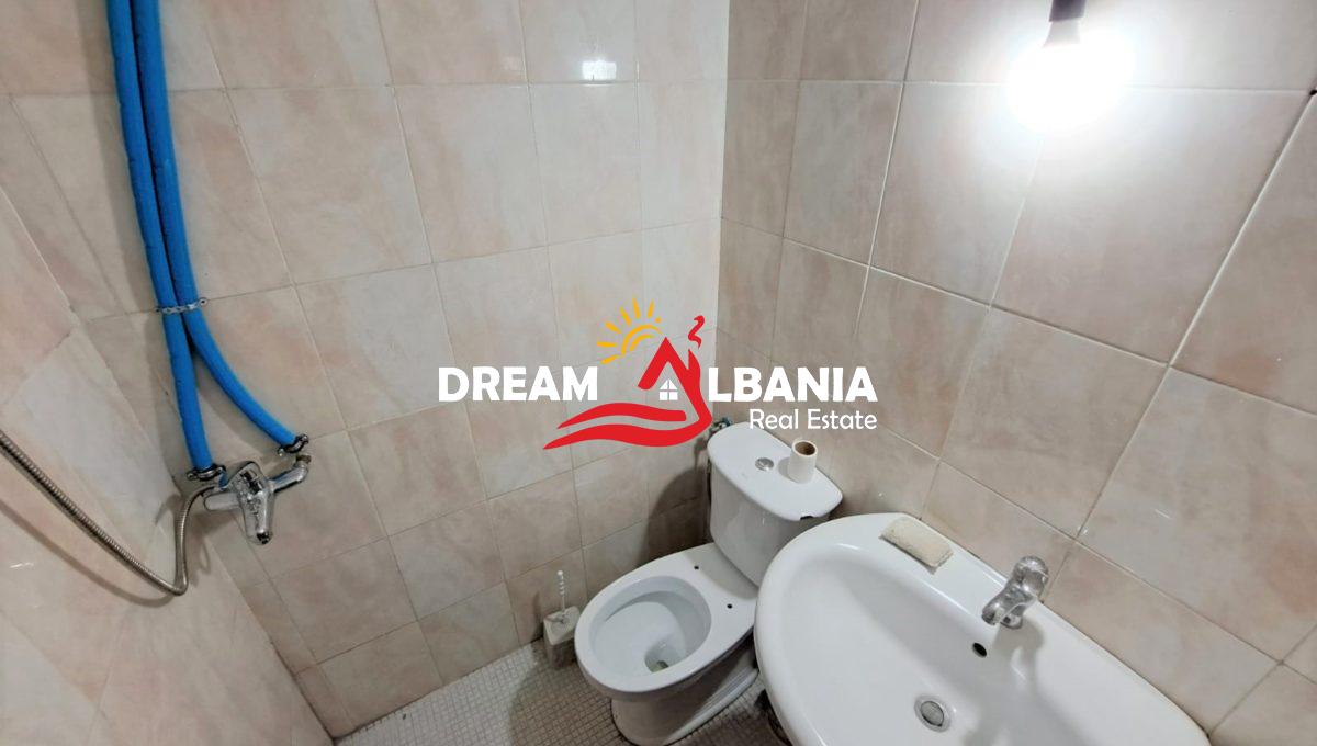 Dublex ne Shitje ne Zonen e Don Boskos, prane Shkolles Vace Zela ne Tirane (2)