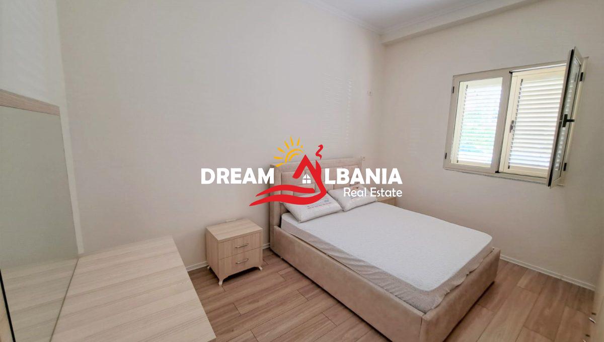 Dublex ne Shitje ne Zonen e Don Boskos, prane Shkolles Vace Zela ne Tirane (4)