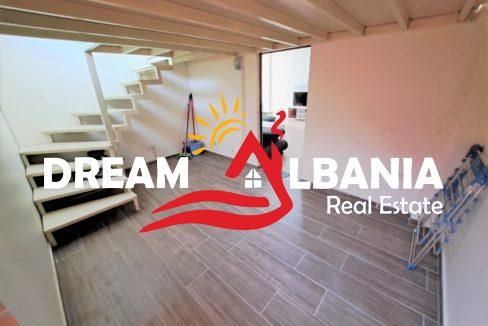 Dublex ne Shitje ne Zonen e Don Boskos, prane Shkolles Vace Zela ne Tirane (8)