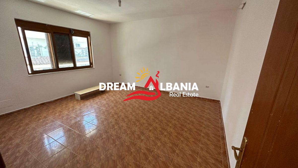 Jepet me qera vile ne rrugen e Kavajes (ID 4251246) (31)