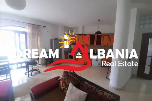 Vile ne shitje ne rrugen Don Bosco ne Tirane (16)