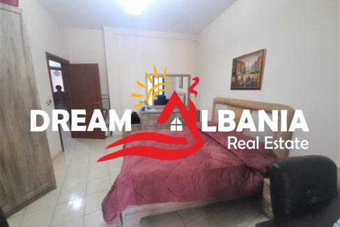 Vile ne shitje ne rrugen Don Bosco ne Tirane (17)