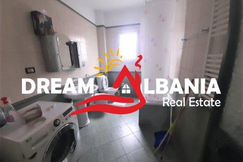 Vile ne shitje ne rrugen Don Bosco ne Tirane (4)