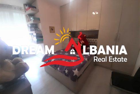 Vile ne shitje ne rrugen Don Bosco ne Tirane (6)