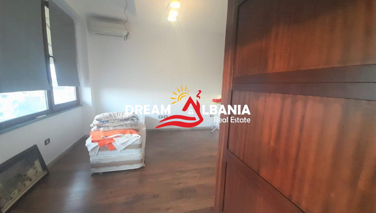 Apartament 2+1 me Kuzhine ne Vete ne Shitje ne Fresk, ne Rrugen Shefqet Kuka ne Tirane (3)