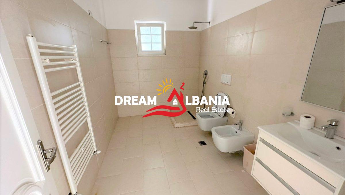 Jepet me qera vile 3 kateshe ne zonen e Farkes prane diges se liqenit (ID 4251255) (10)