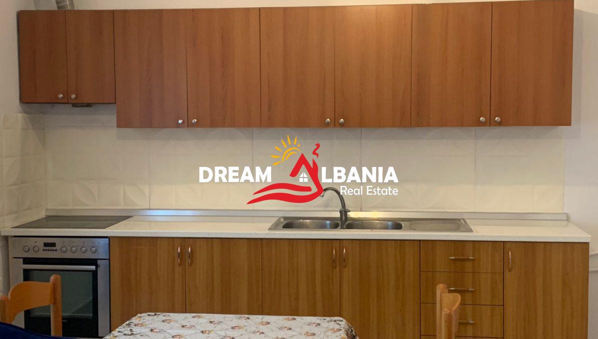 Jepet Apartament 2+1 me Qera ne Shtepi Private me oborr ne Don Bosko, prane Fiori di Boskos ne Tirane (1)
