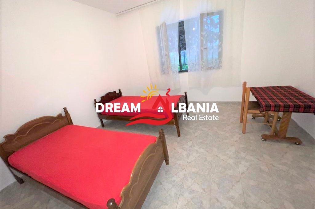 Jepet Apartament 2+1 me Qera ne Shtepi Private me oborr ne Don Bosko, prane Fiori di Boskos ne Tirane (2)