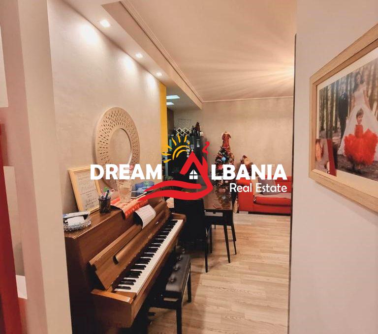 Jepet me qera apartament 2+1 dhe post parkimi tek Kompleksi Gener 2, ne rrugen Jordan Misja (ID 42214485) (14)