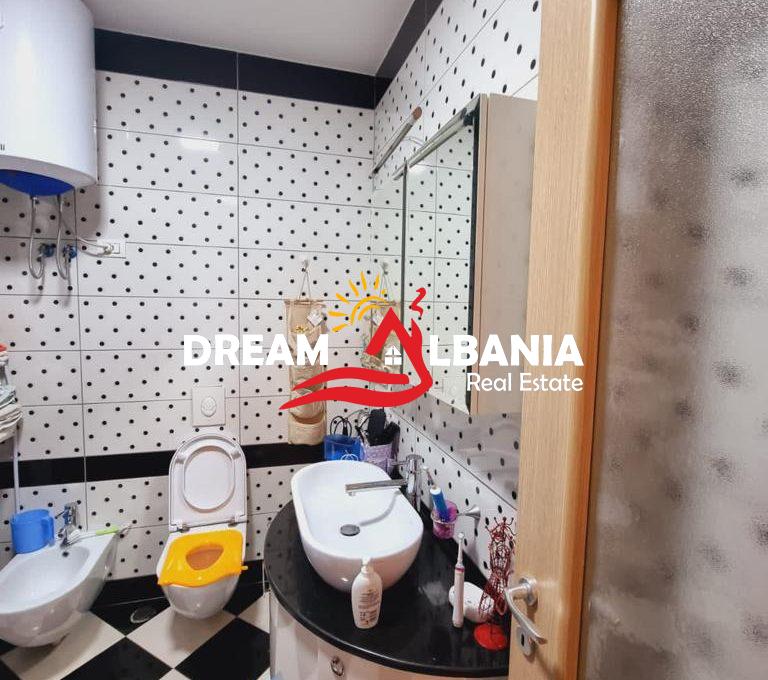 Jepet me qera apartament 2+1 dhe post parkimi tek Kompleksi Gener 2, ne rrugen Jordan Misja (ID 42214485) (5)
