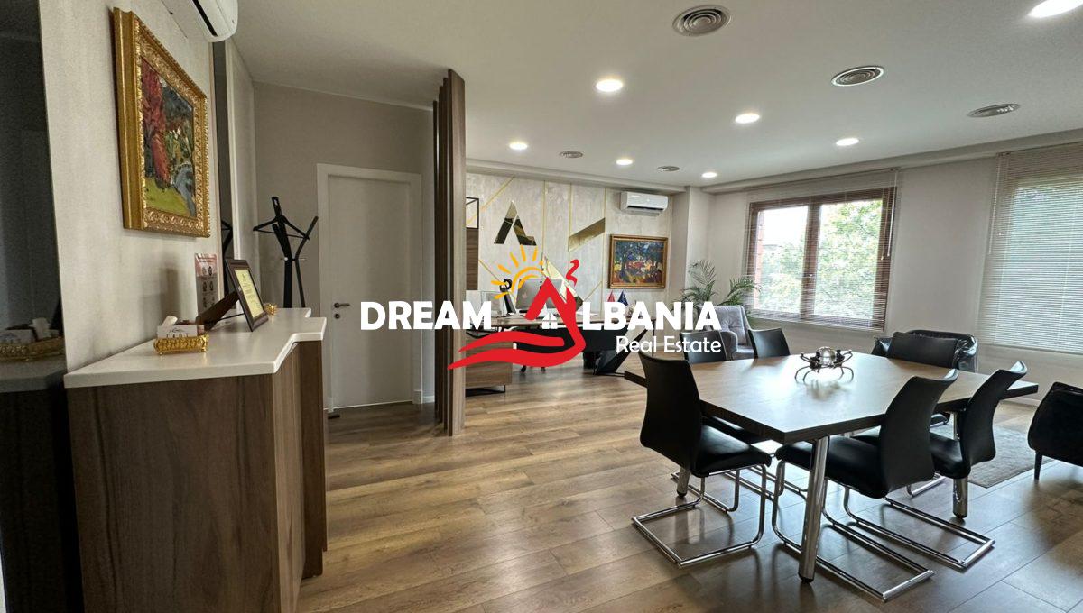 Ambjent per zyra me qera te Delijorgji prane Hotel Hilton (ID 4261941) (3)