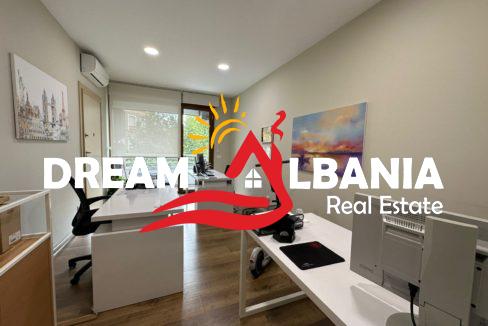 Ambjent per zyra me qera te Delijorgji prane Hotel Hilton (ID 4261941) (7)