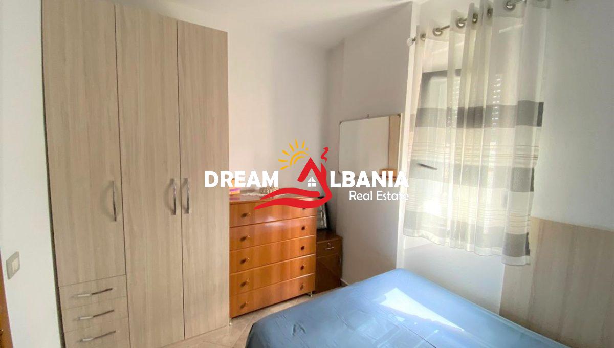Apartament 2+1 me Qera tek Prokuroria e Rrethit (Rruga Mine Peza) ne Tirane (4)