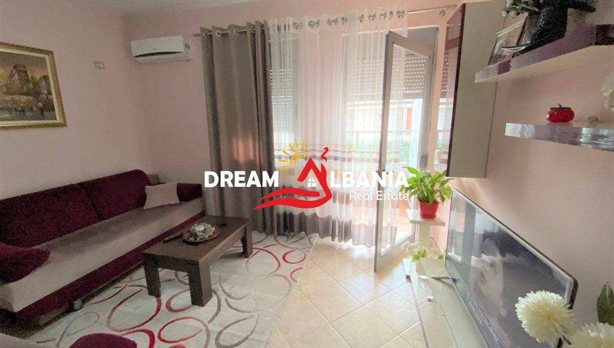 Apartament 2+1 me Qera tek Prokuroria e Rrethit (Rruga Mine Peza) ne Tirane (7)