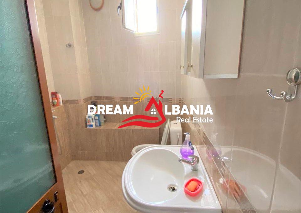 Apartament 2+1 me Qera tek Prokuroria e Rrethit (Rruga Mine Peza) ne Tirane (8)