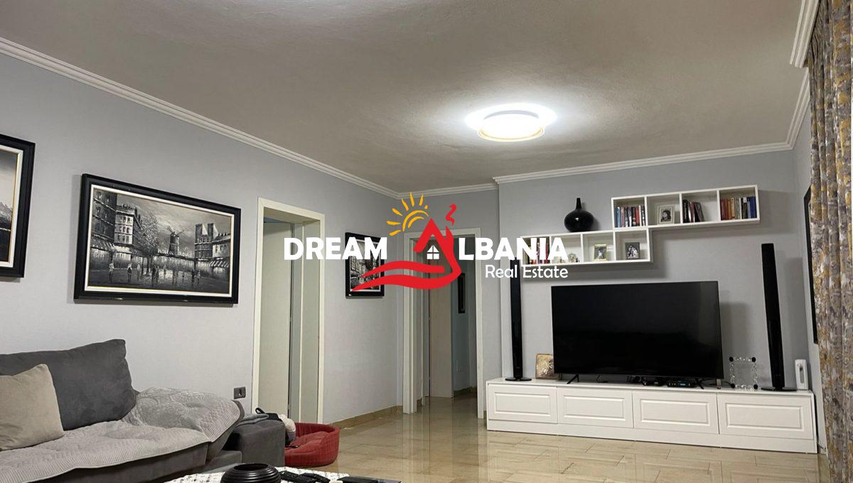 Jepet me qera apartament 3+1 tek Mozaiku i Tiranes (ID 4239067) (15)