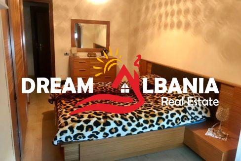 Jepet me qera apartament 3+1 tek Mozaiku i Tiranes (ID 4239067) (4)