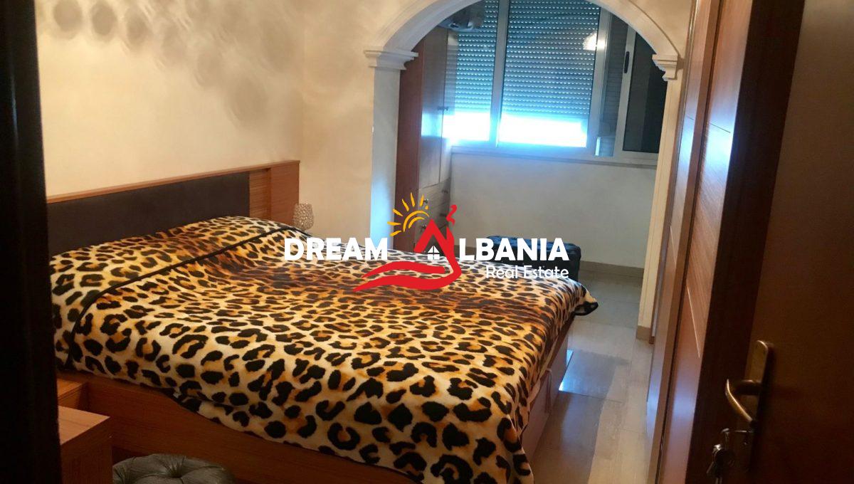 Jepet me qera apartament 3+1 tek Mozaiku i Tiranes (ID 4239067) (6)