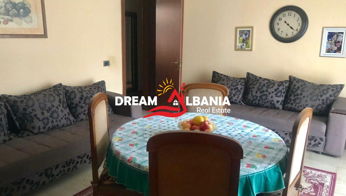 Jepet me qera apartament 3+1 tek Mozaiku i Tiranes (ID 4239067) (9)