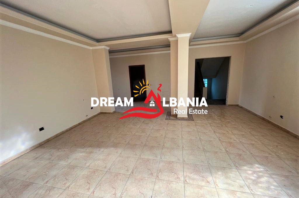 Vile ne shitje ne Yzberisht (12)