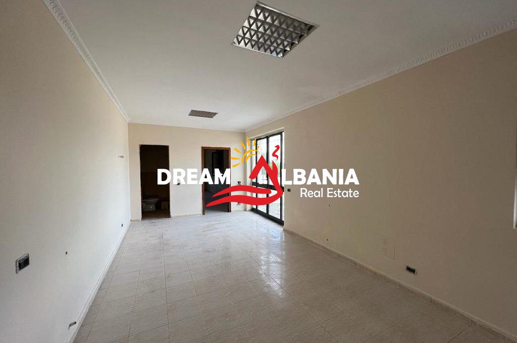 Vile ne shitje ne Yzberisht (7)