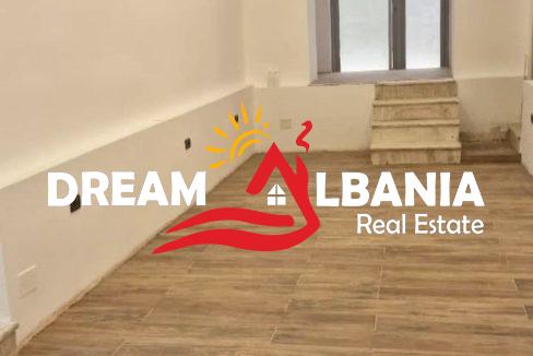 DYQAN PER SHITJE TE TRENI (1)