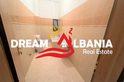 Magazine me qera ne Autostraden TR-DR prane City Park ne Tirane (ID 4281071) (4)