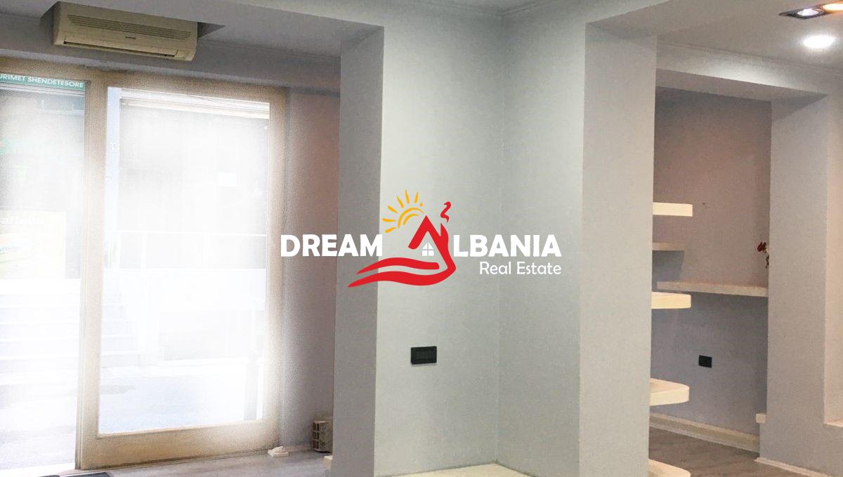 Ambjent biznesi me qera ne Bllok prane sheshit Wilson (ID 4271900) (1)