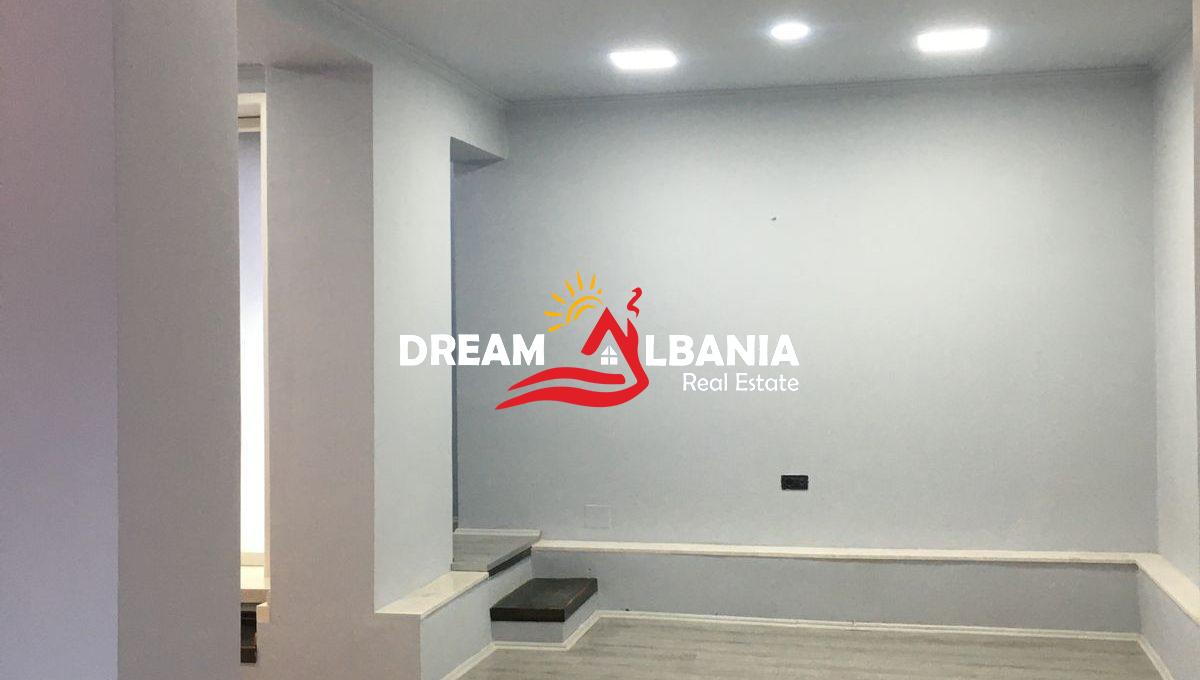 Ambjent biznesi me qera ne Bllok prane sheshit Wilson (ID 4271900) (2)