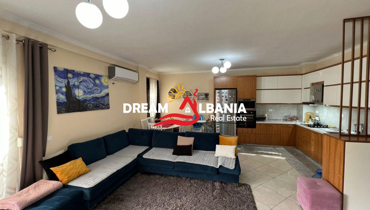 Apartament 2+1 ne shitje ne Yzberisht (7)