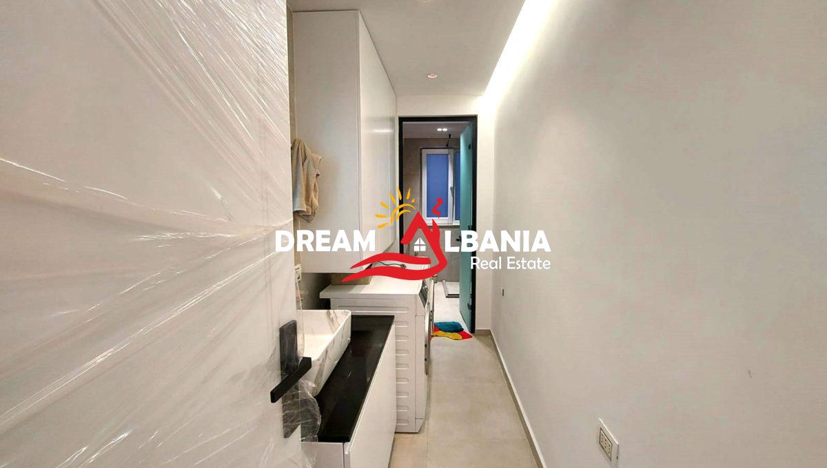 Vile per shitje ne Tirane (12)