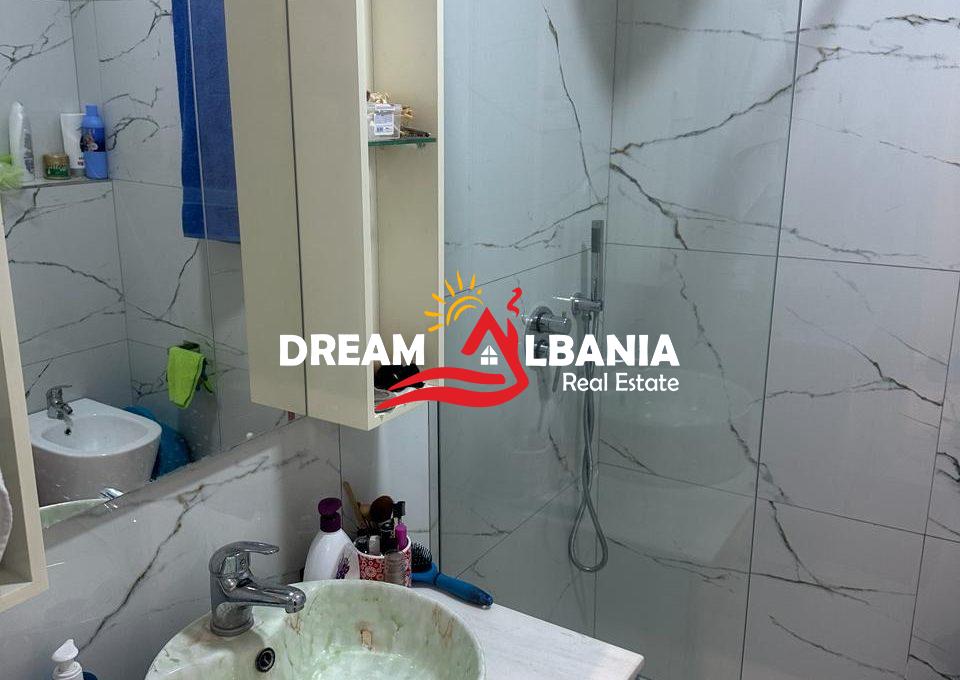 Apartament 1+1 me qera te Komuna e Parisit perballe Kristal Center (ID 42111015) (1)