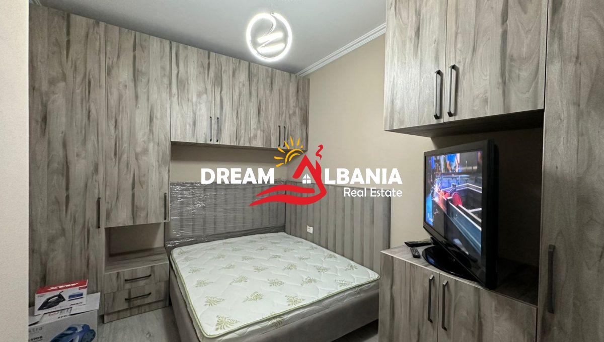 Jepet me qera apartament 1+1 tek Selvia prane gjimnazit Partizani (ID 42111040 (7)