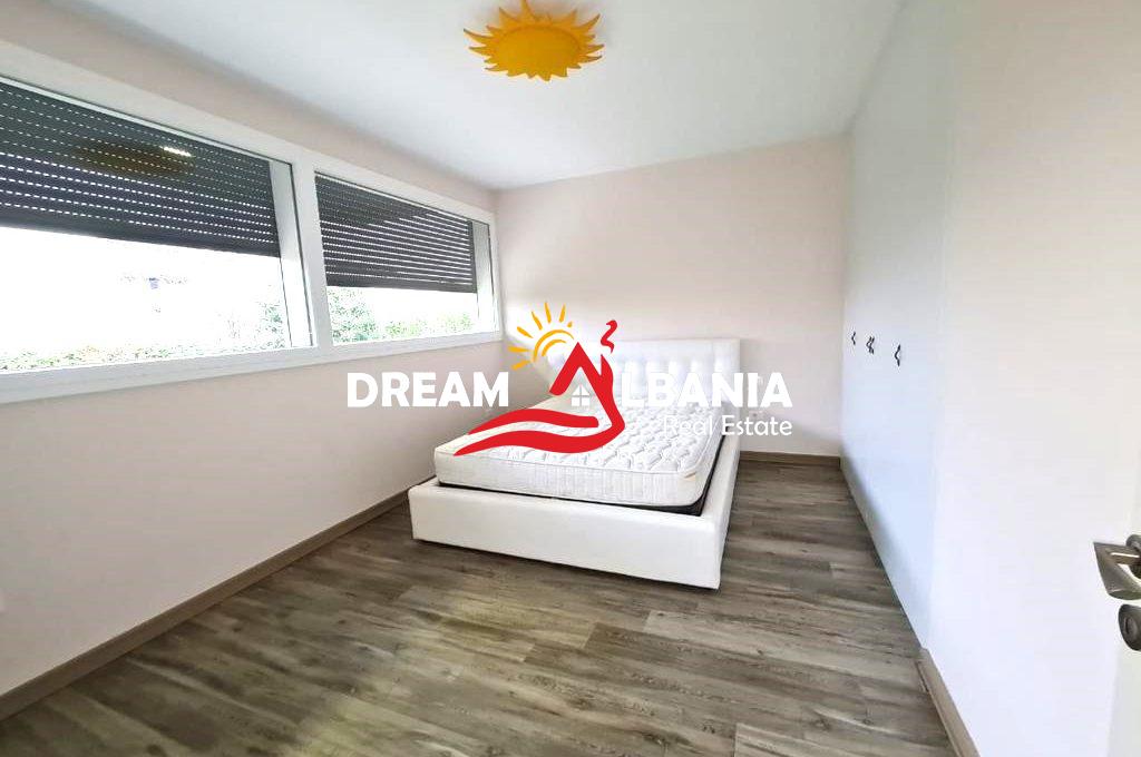 Vila me qera ne Tirane (3)