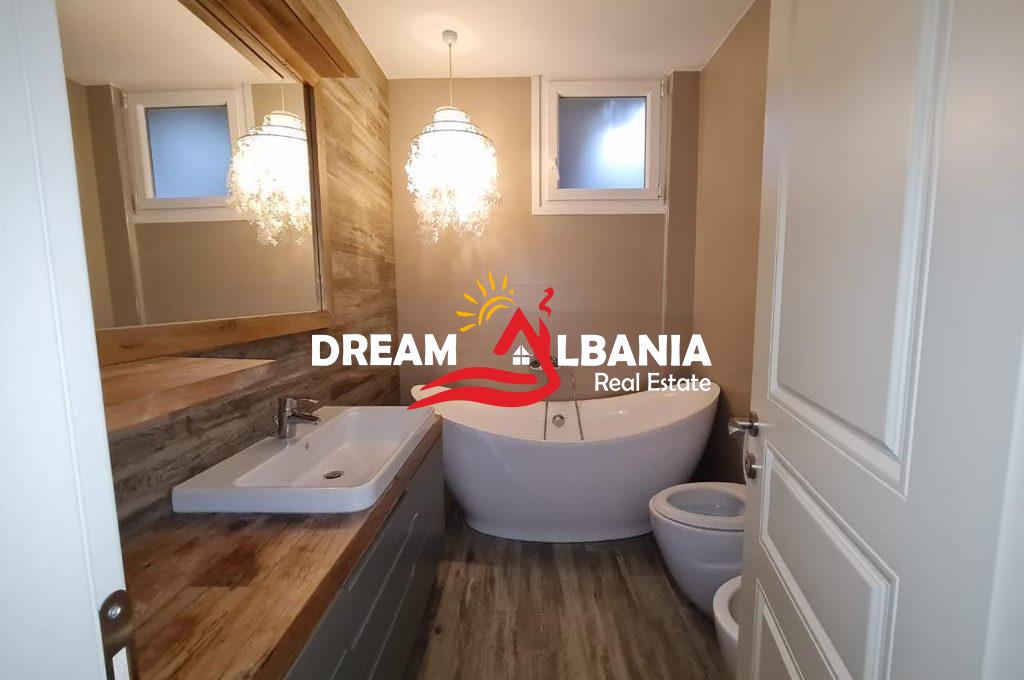 Vila me qera ne Tirane (5)