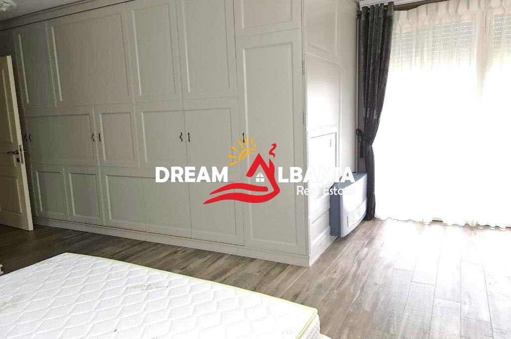 Vila me qera ne Tirane (8)