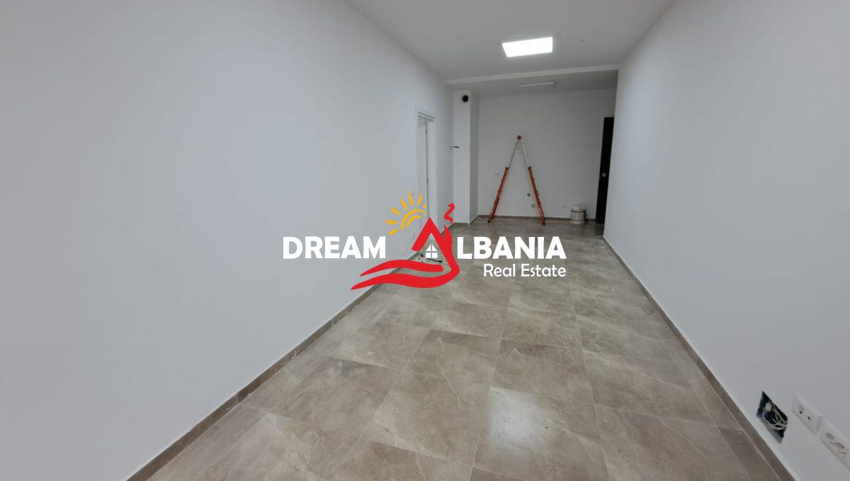 Zyra me qera ne Tirane (5)