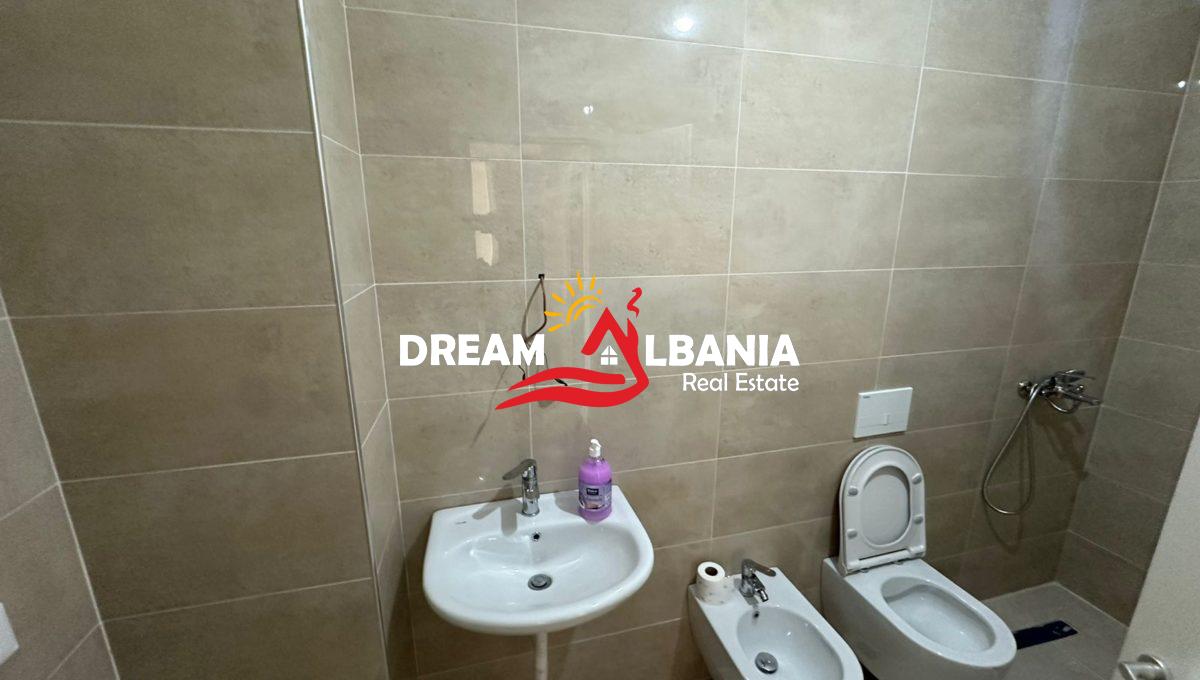 Jepet me qera apartament 2+1+2 dhe 2 poste parkimi te perfshira ne cmim, tek Grand Gallery, Yzberisht (ID 42214708) (8)