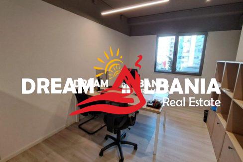 Zyra ne shitje ne Tirane (6)