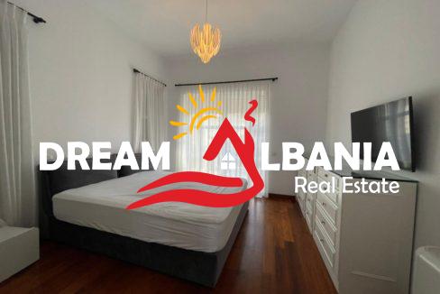 Vila me qera ne Tirane (13)