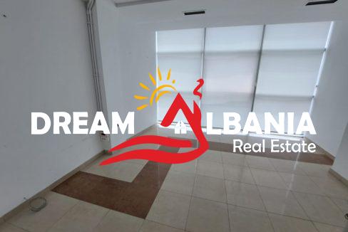 Zyra me qera ne Tirane (18)