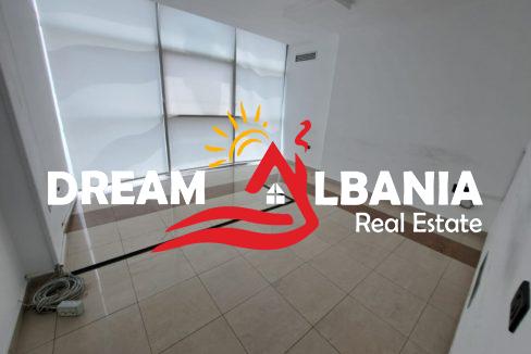 Zyra me qera ne Tirane (19)