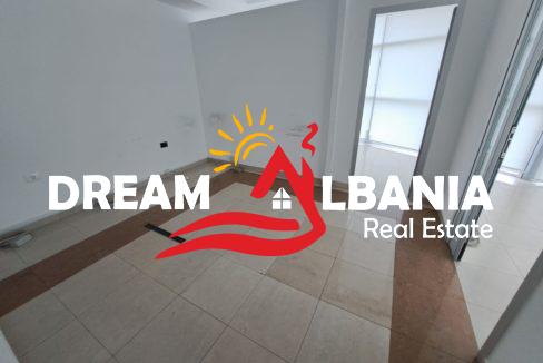 Zyra me qera ne Tirane (21)