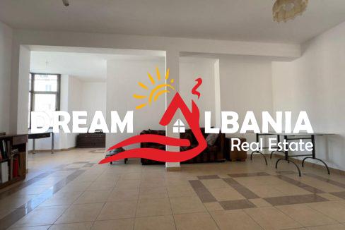 Ambient BiznesiZyre me Qera ne Qender, Midis Rr.Durresit dhe Rr.Kavajes ne Tirane (ID 42611115) (1)