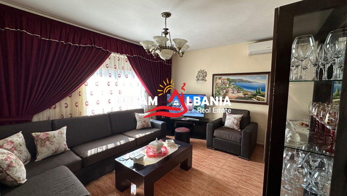 Jepet apartament 2+1 me Qera tek Pazari i Ri(ID 4229267) (4)