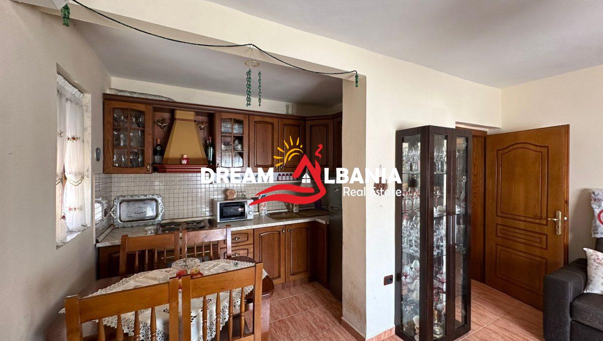 Jepet apartament 2+1 me Qera tek Pazari i Ri(ID 4229267) (9)