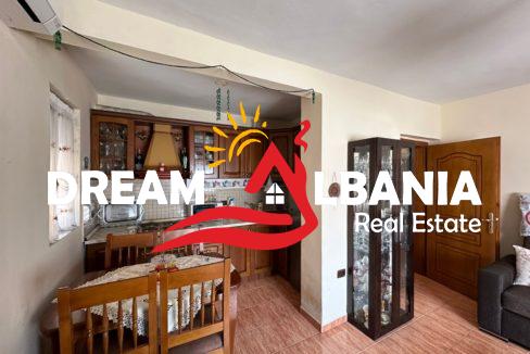 Jepet apartament 2+1 me Qera tek Pazari i Ri(ID 4229267) (9)